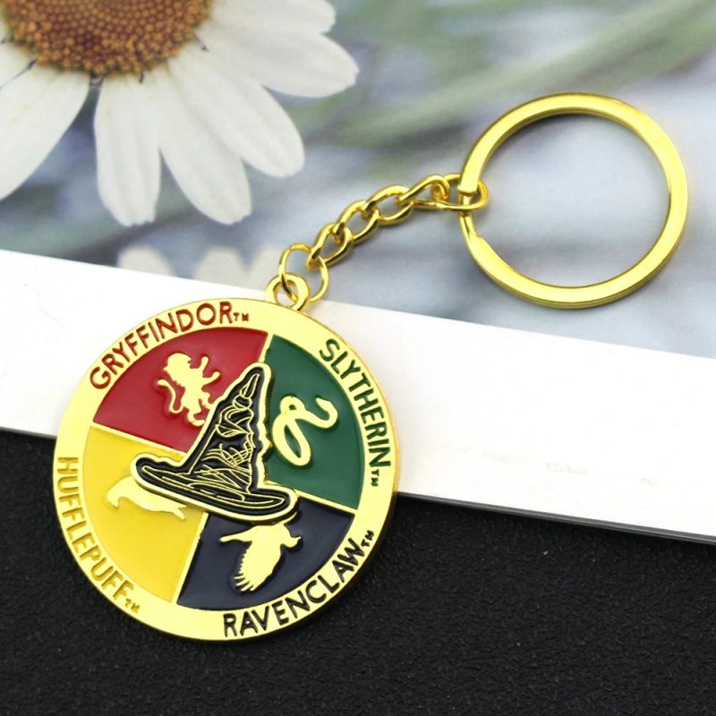 Hogwarts Magical World Series Enamel Keychain - Image 3